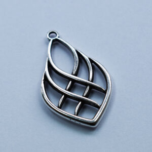 Anhänger Blatt 50x30mm platinfarbig