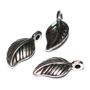 Anhänger Blatt 10mm antiksilber