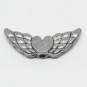 Engelsflügel mit Herz, 18mm, silberfarben